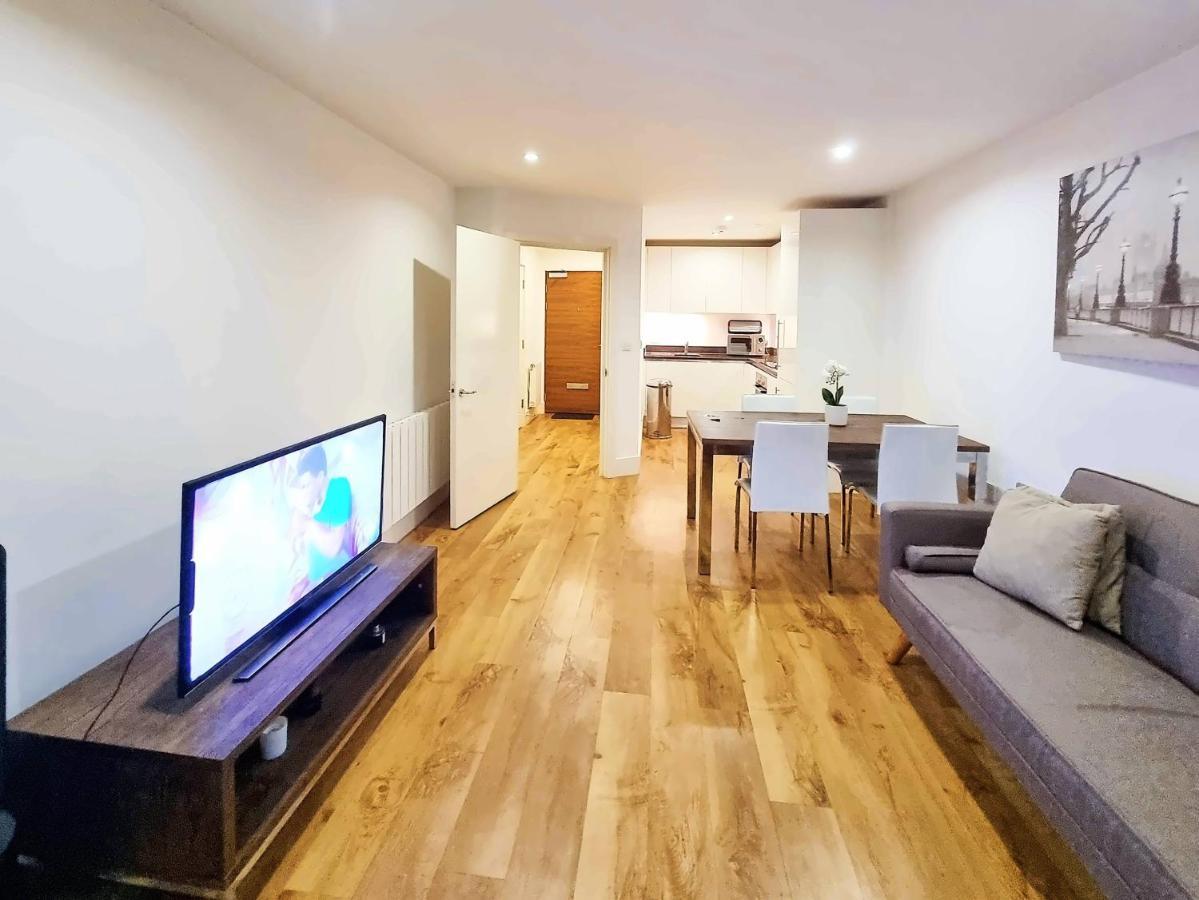 Your Riverside Home 2 With Private Balcony London Ngoại thất bức ảnh